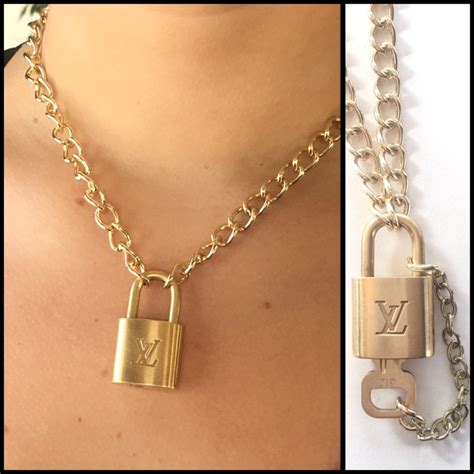 louis vuitton locket necklace.